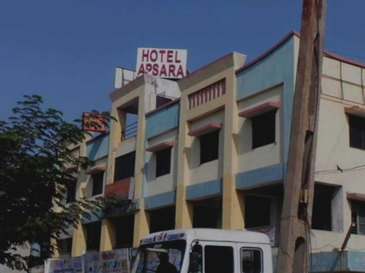 SPOT ON 65470 Hotel Apsara Guest House Ahmedabad Exterior foto