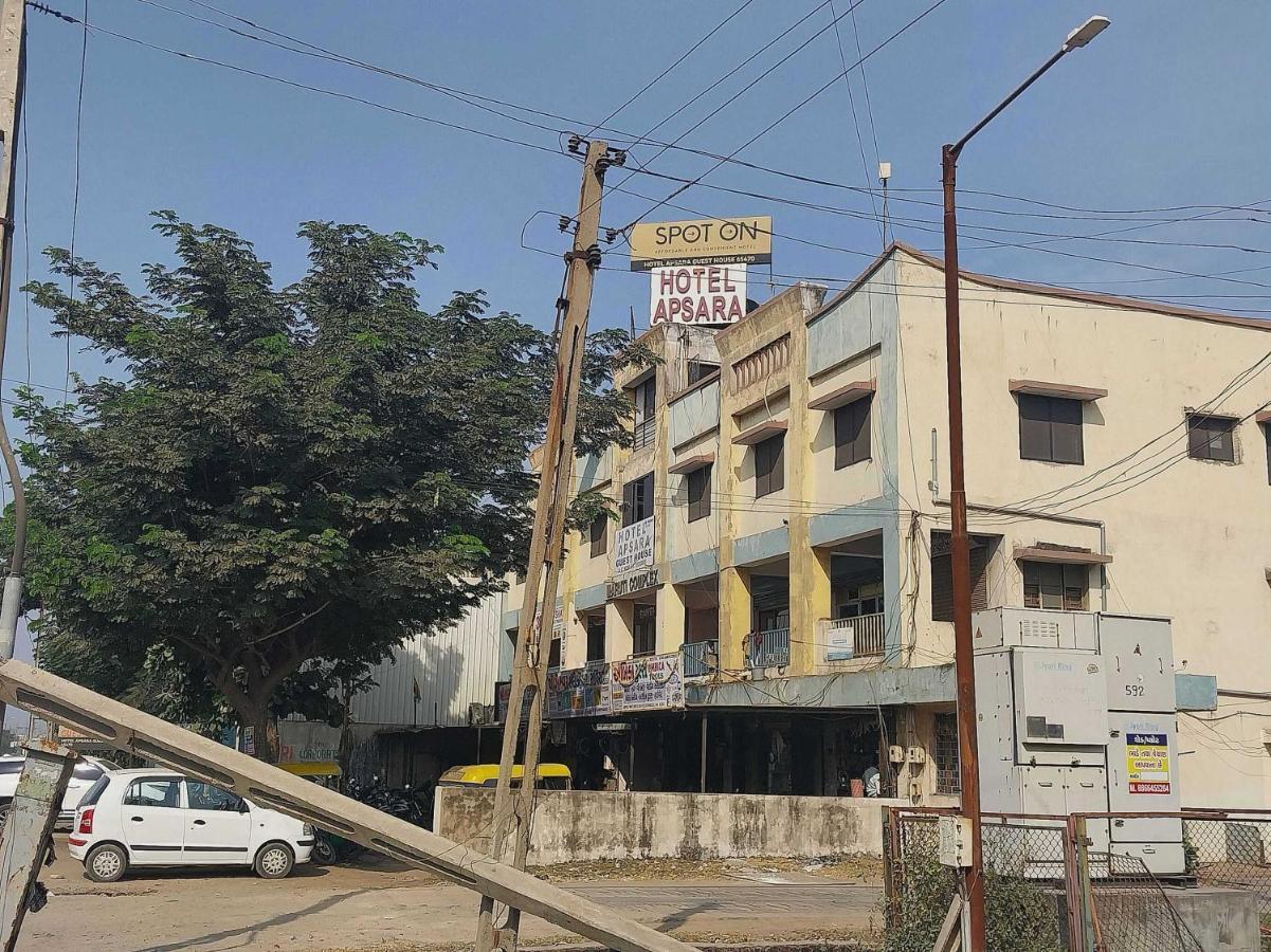 SPOT ON 65470 Hotel Apsara Guest House Ahmedabad Exterior foto
